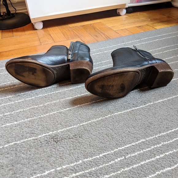 Lucky Brand Black Leather Booties Size 6 - Picture 5 of 6